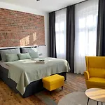Four Carlsbad Authentic 4*