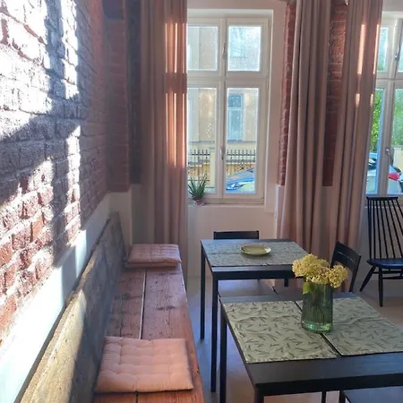 Bed & Breakfast Four Carlsbad Authentic *