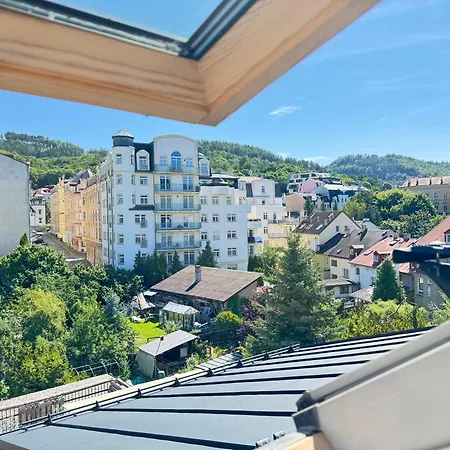Four Carlsbad Authentic Frühstückspension 4*