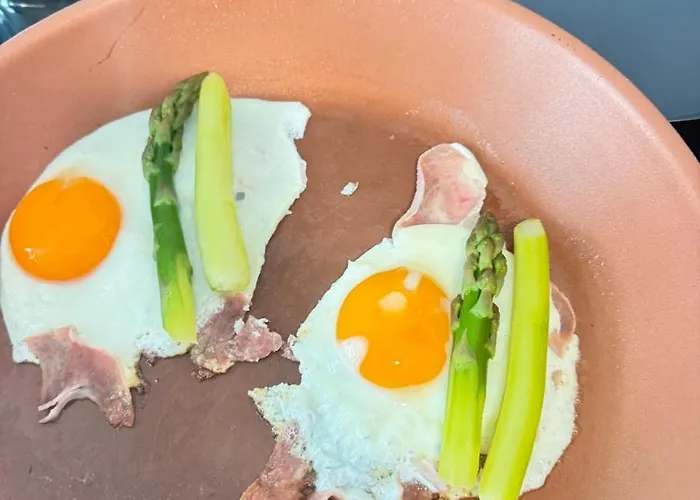 Four Carlsbad Authentic Karlowe Wary